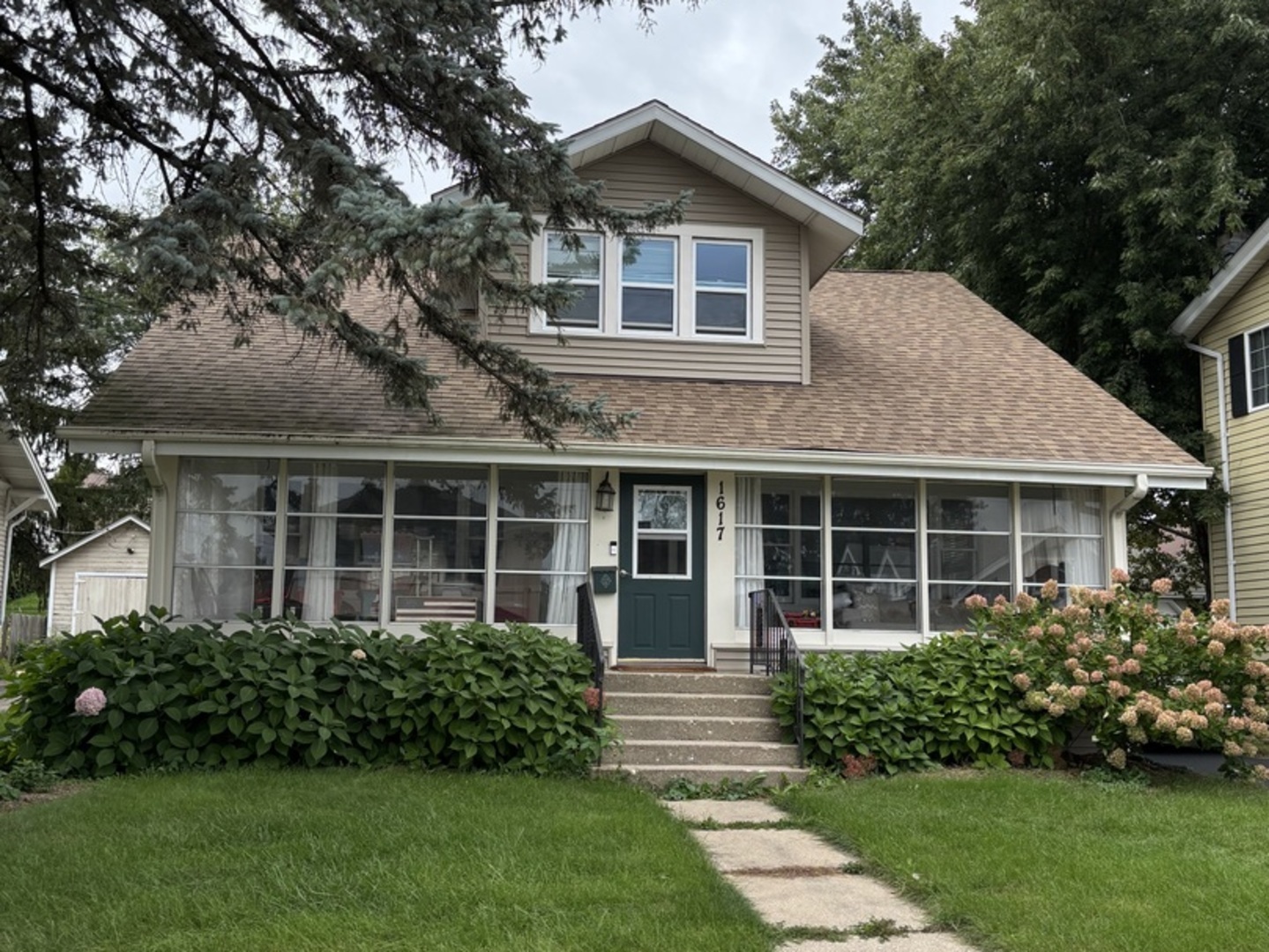 1617 N Riverside Drive, McHenry, IL 60050 — photo 2