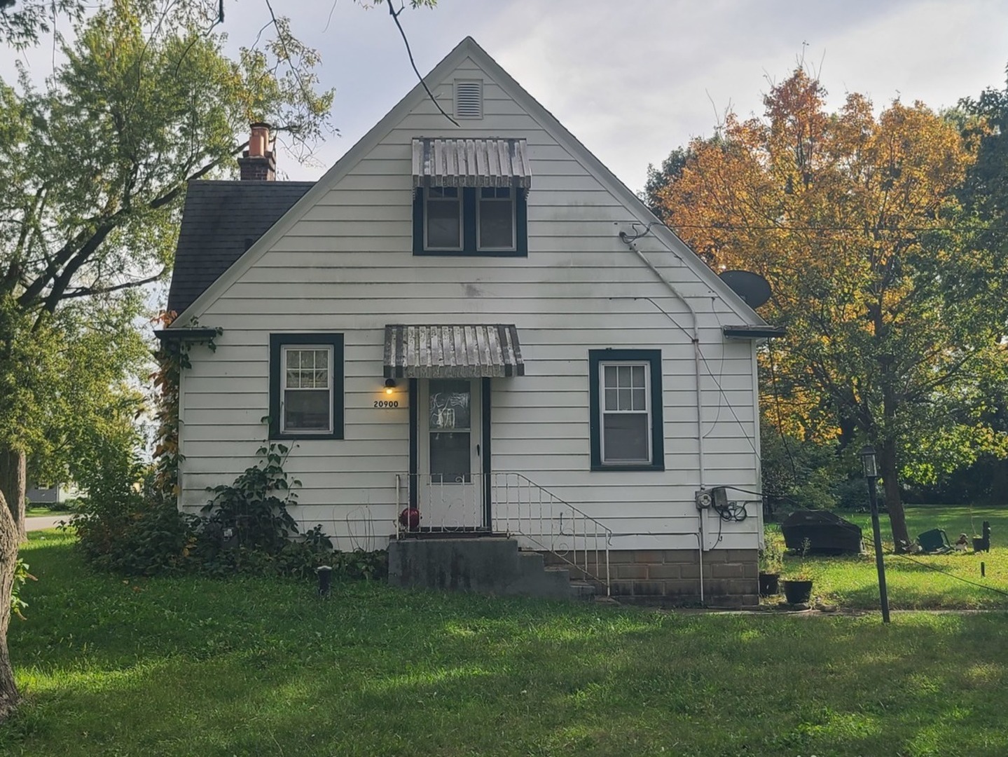 Home in Matteson, IL 60443 — photo 2