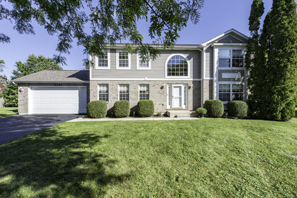 4052 Woodcrest Court — photo