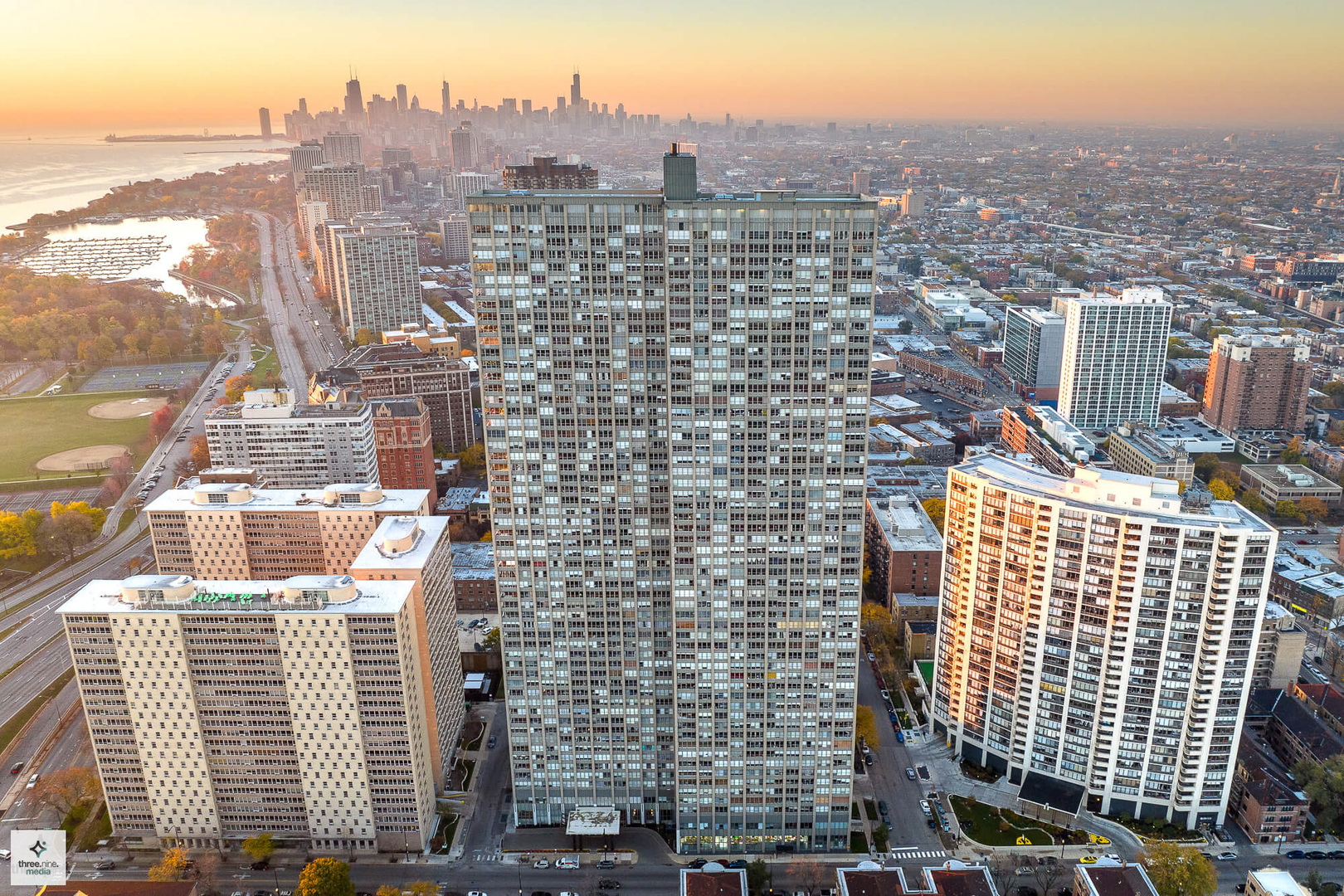 655 W Irving Park Road 5406 — photo