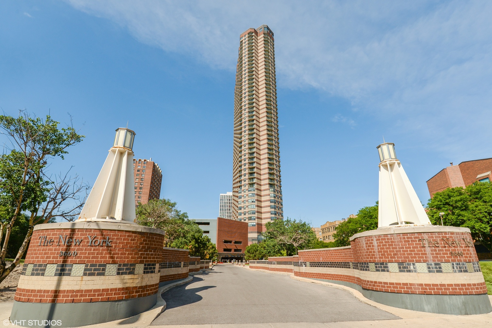3660 N Lake Shore Drive 2703 — photo