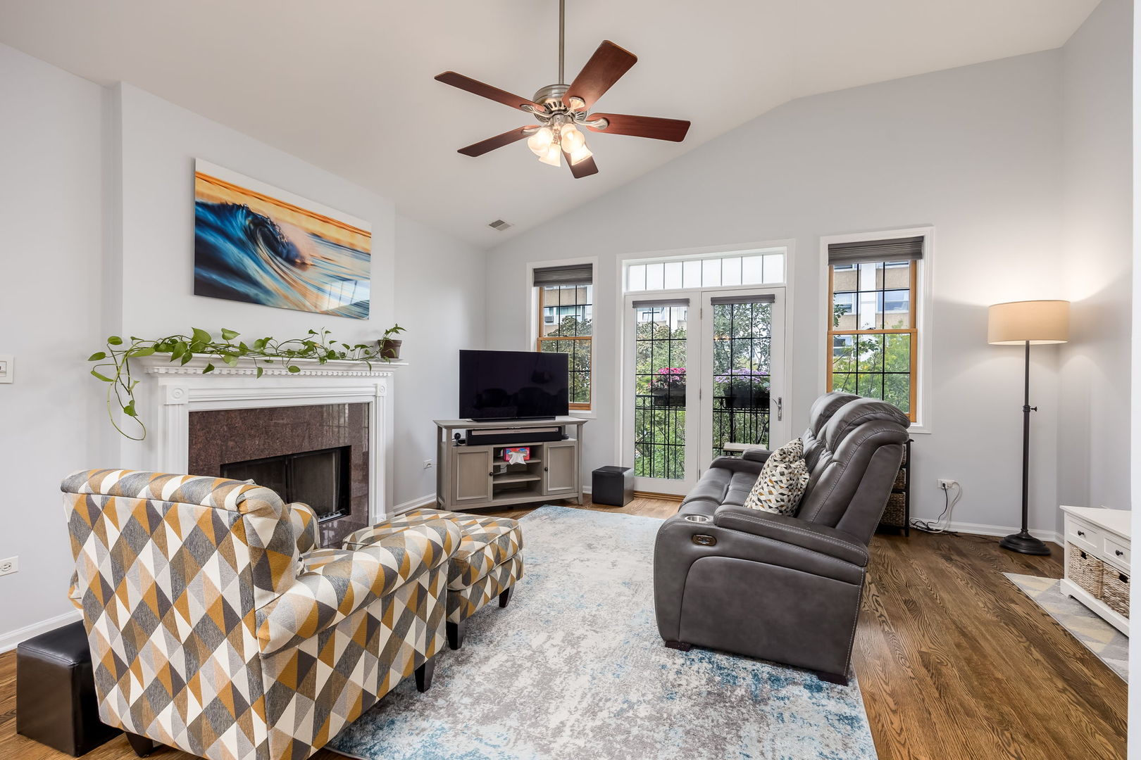 917 W LAKESIDE PL — photo 3