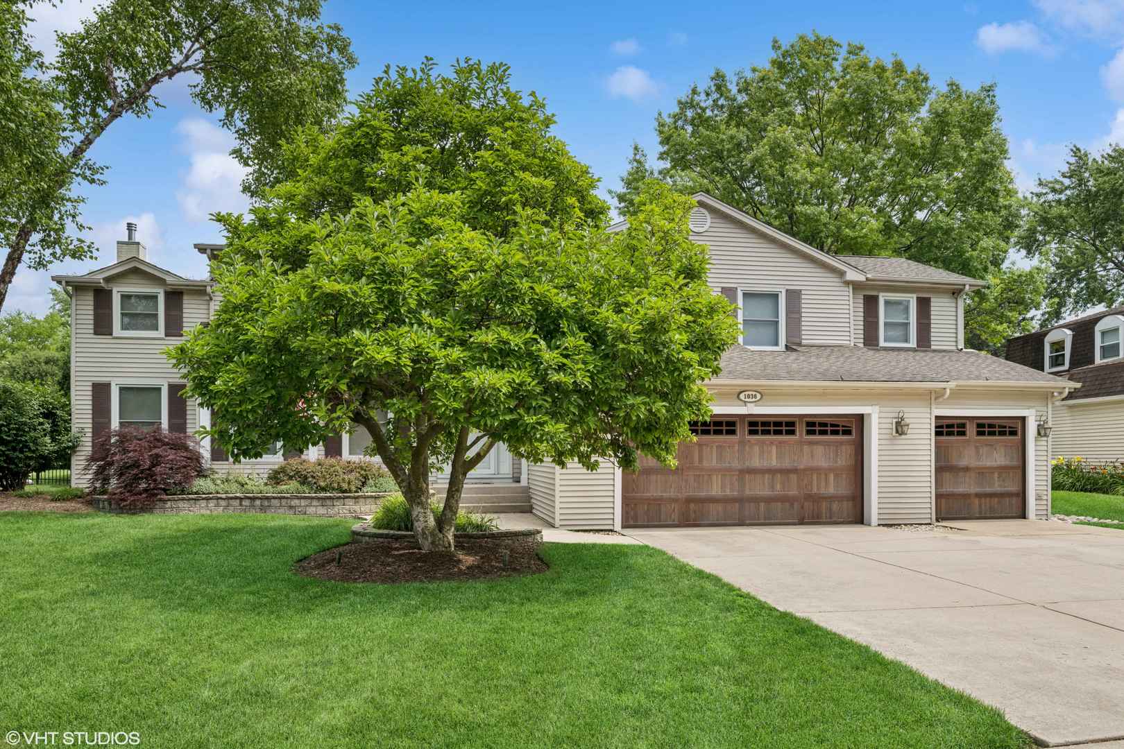 1036 W Skylark Drive — photo