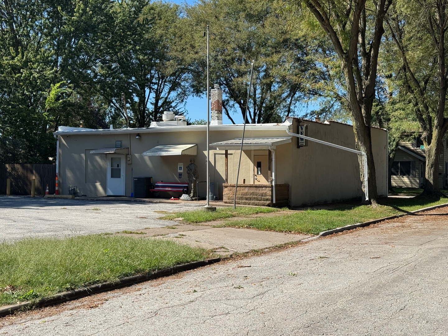 101 S Linwood Avenue — photo