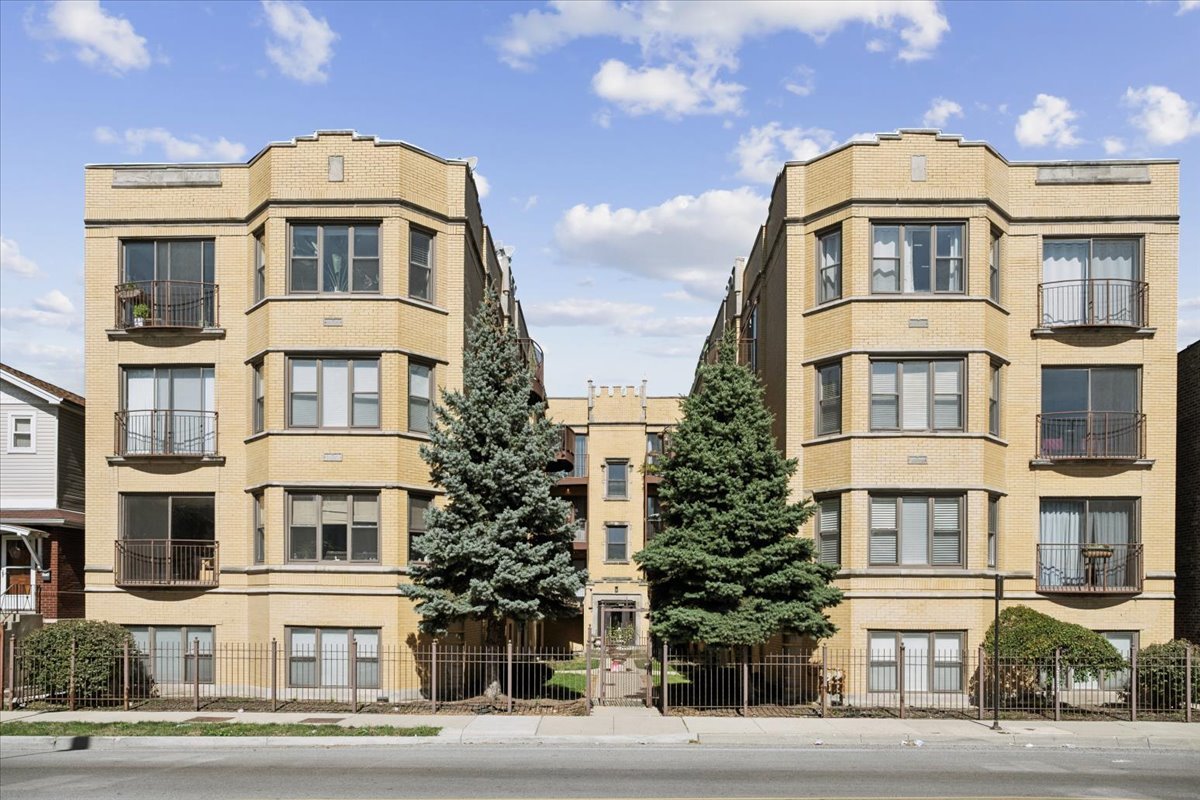 3012 W Addison Street 3N — photo