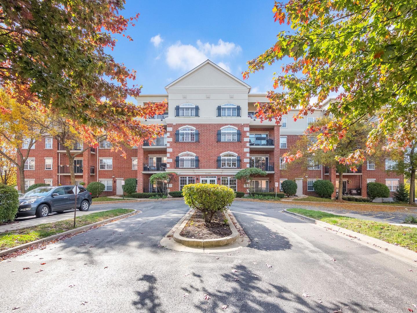0S099 Lee Court Unit 207 — photo