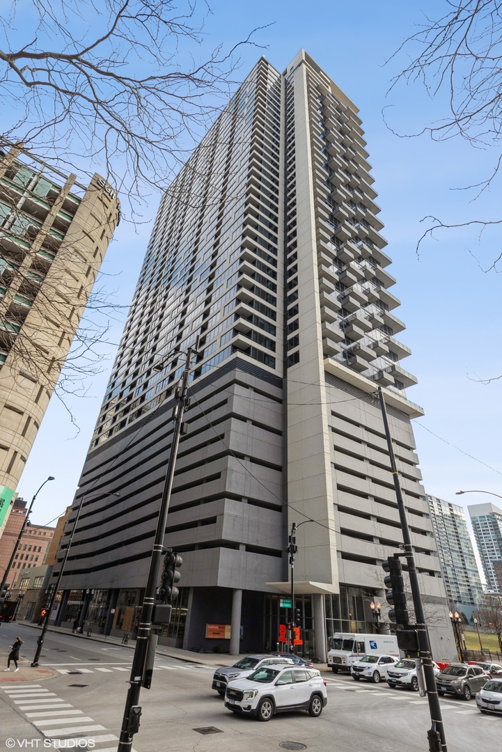 235 W Van Buren Street Unit 2119 — photo