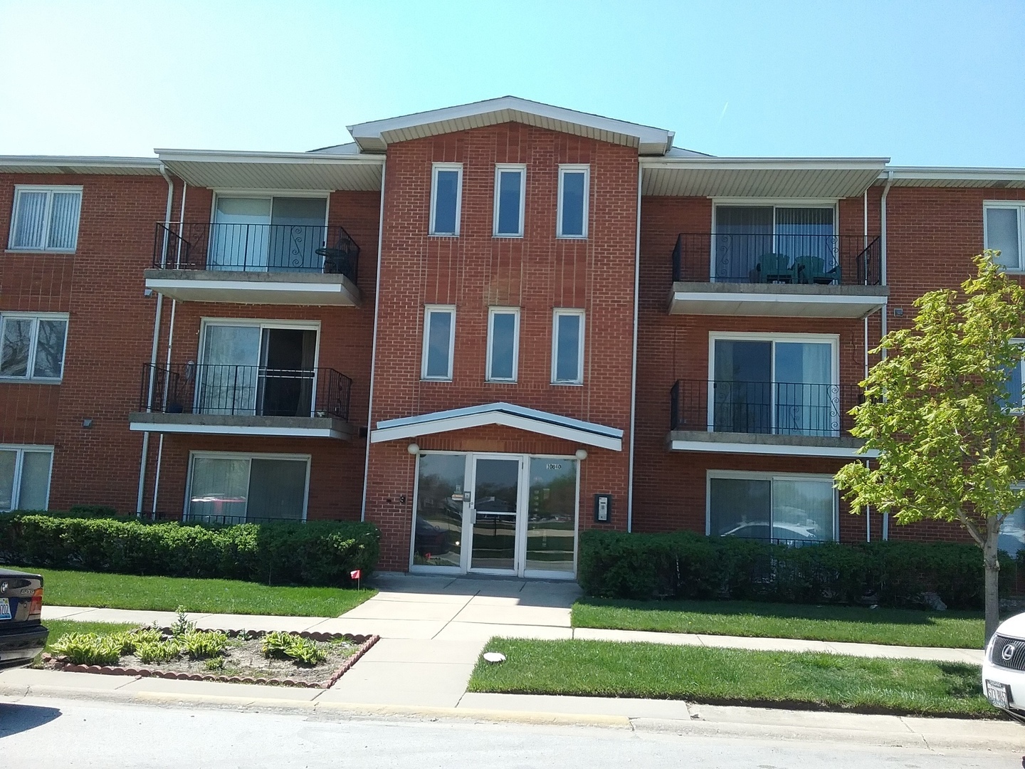 10840 S Kilpatrick Avenue Unit 2NE — photo