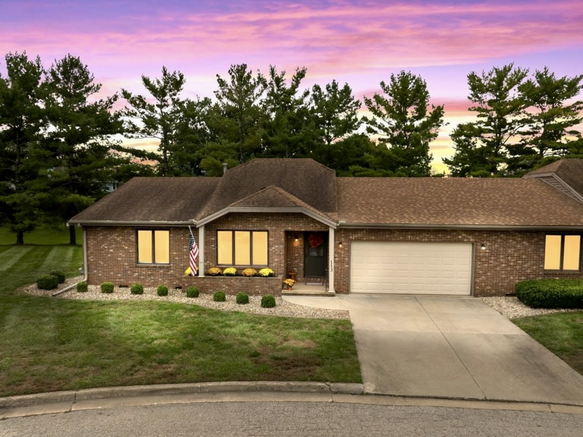 113 Manor Circle — photo