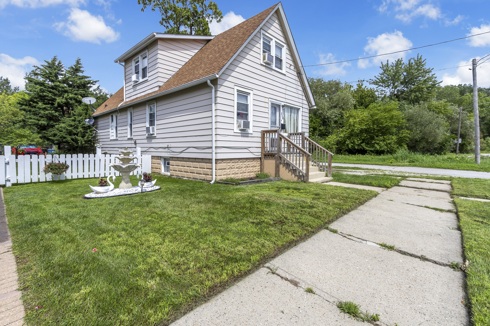 528 E 156th Street, Harvey, IL 60426 — photo 2