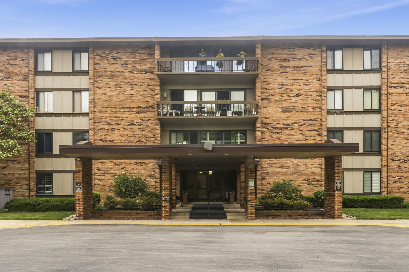 101 Lake Hinsdale Drive 108 — photo
