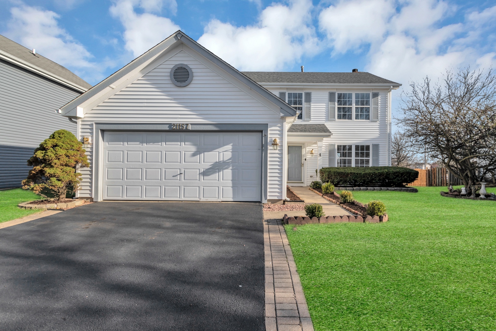 21157 W Covington Drive — photo