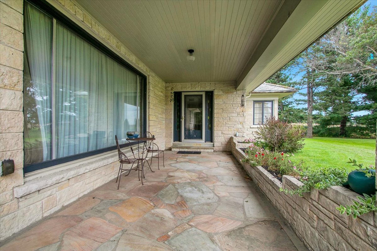 3255 E 12th Road, Ottawa, IL 61350 — photo 3
