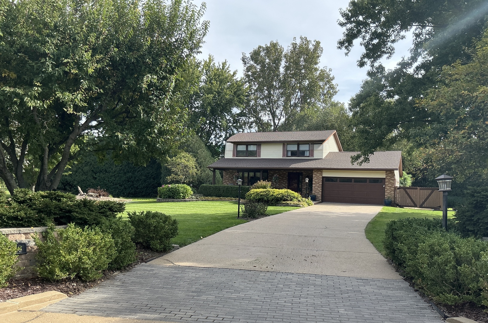 2330 Ridgefield Road — photo