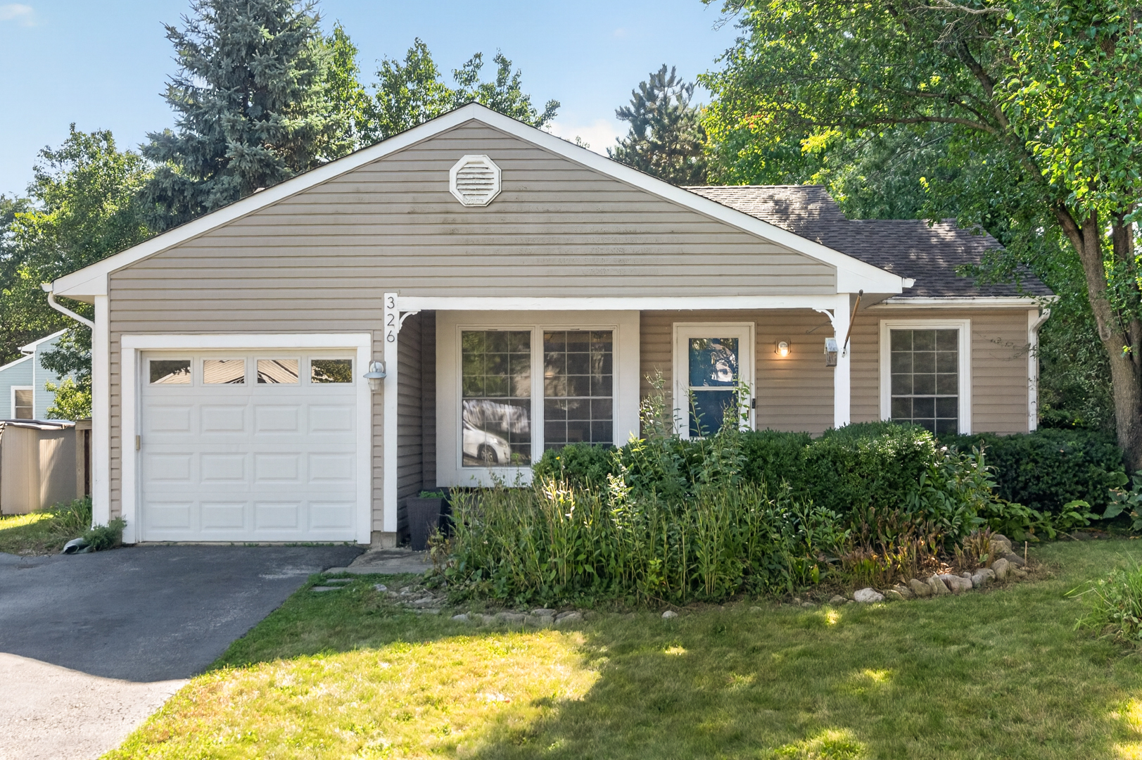 326 Danbury Drive — photo