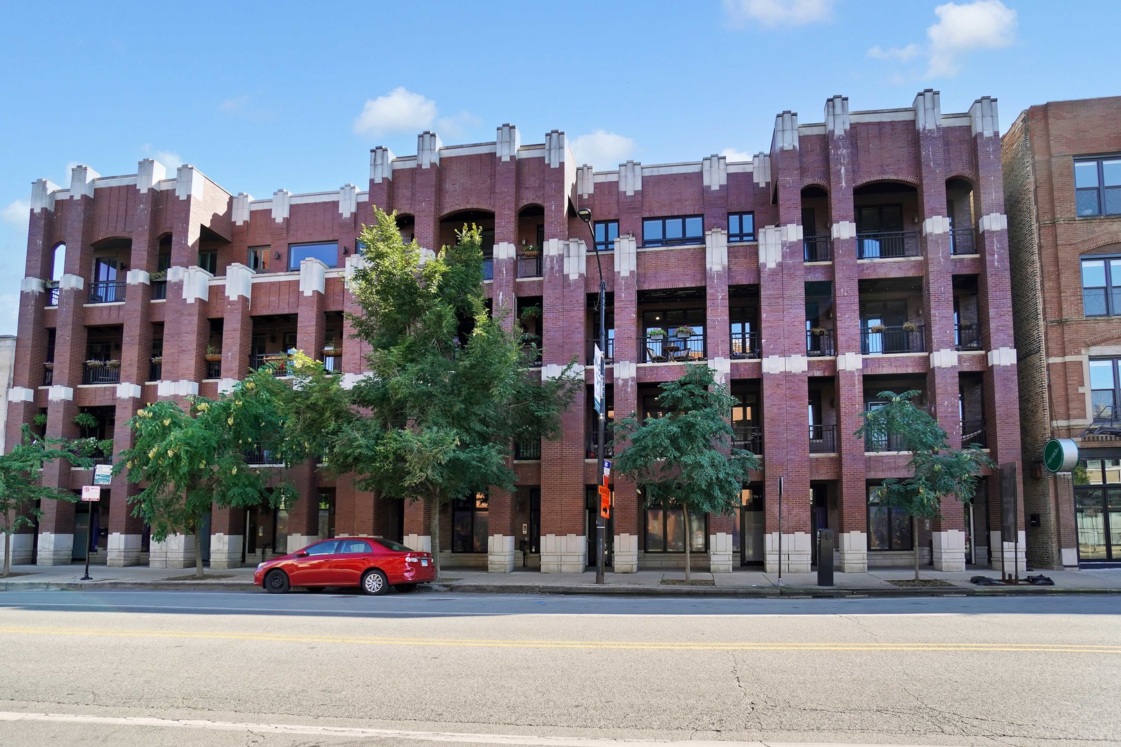 1417 W Chicago Avenue C1 — photo