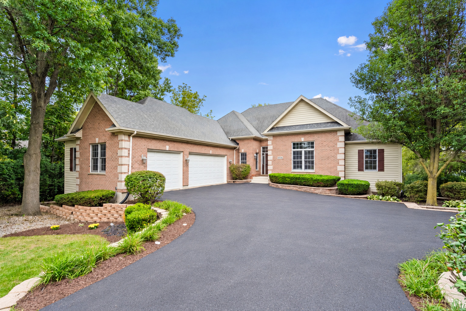 6016 Highland Lane — photo