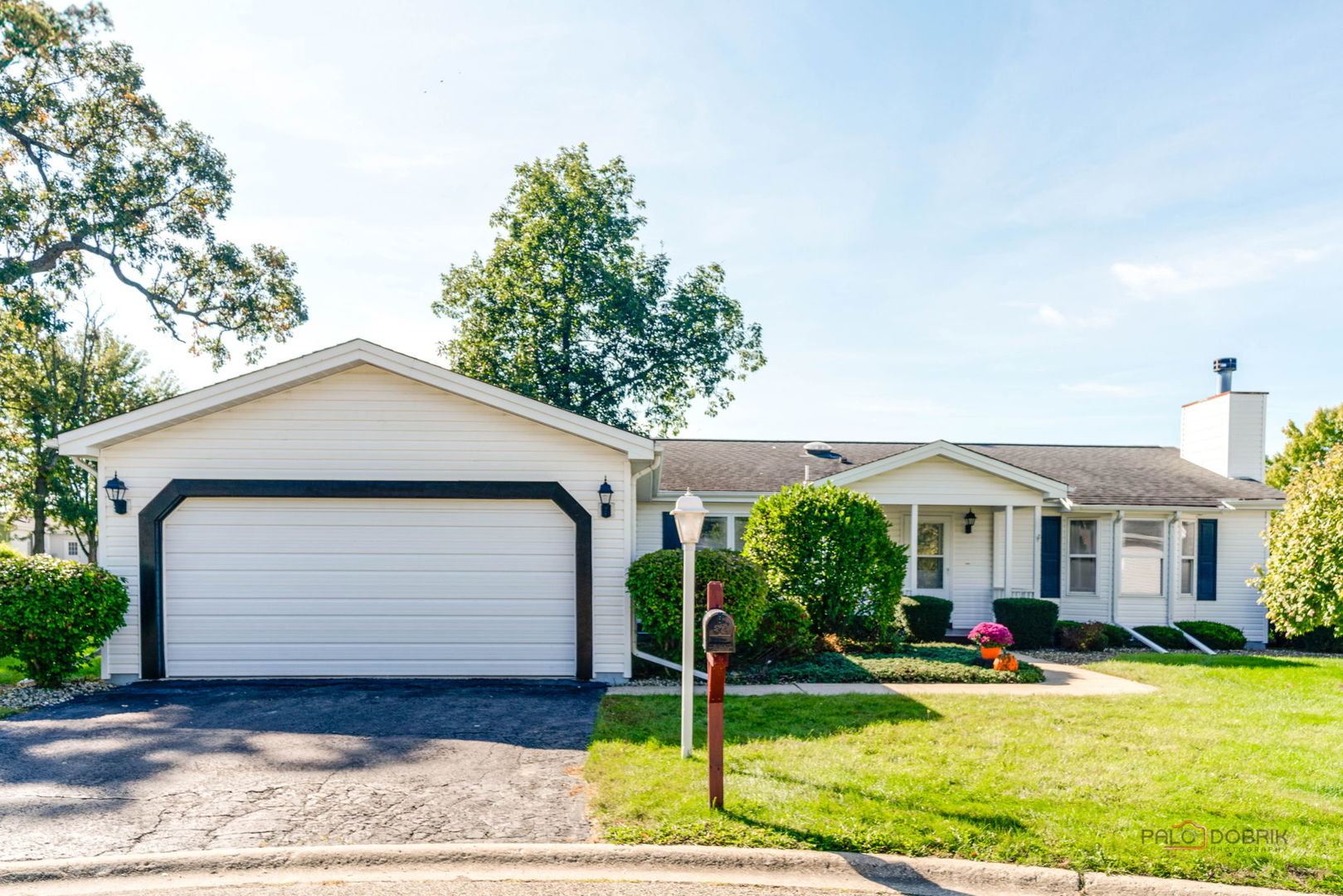 2724 Bluegrass Court — photo