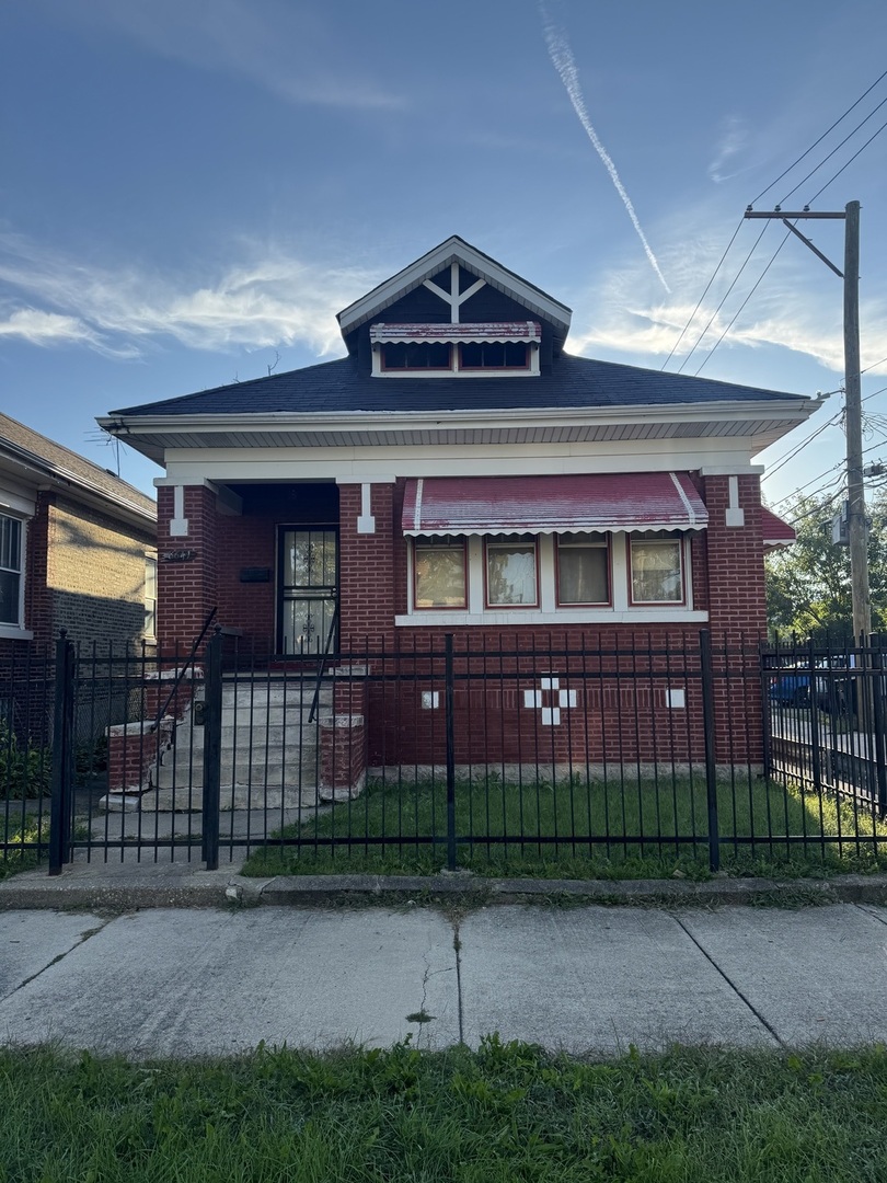 8641 S May Street — photo