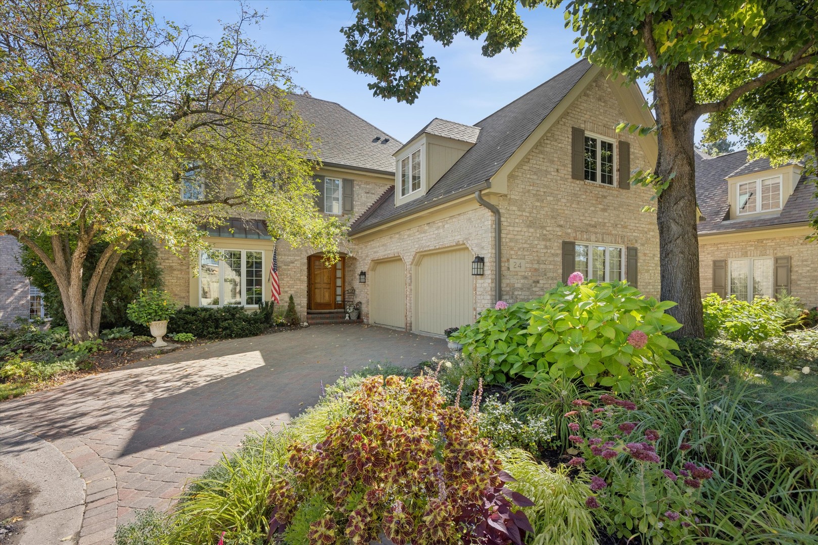 24 Tartan Lakes Court — photo