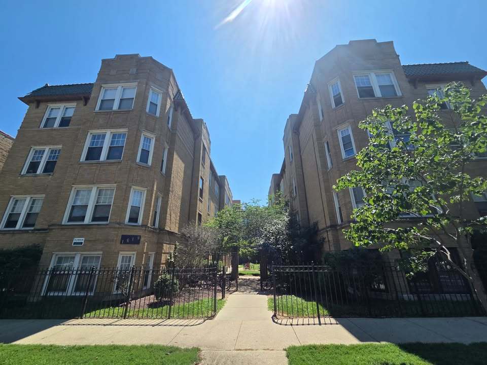1627 W Farwell Avenue 2N — photo
