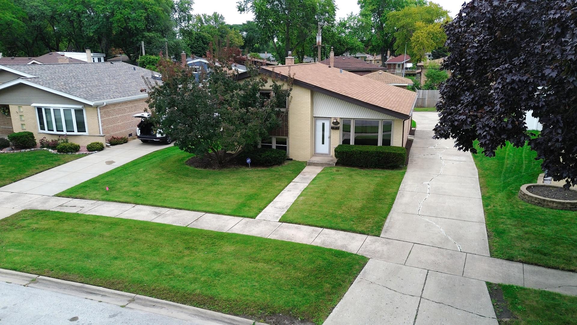 10107 Lawrence Court — photo