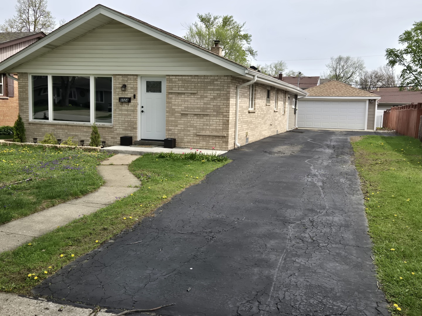 6024 Birmingham Street — photo