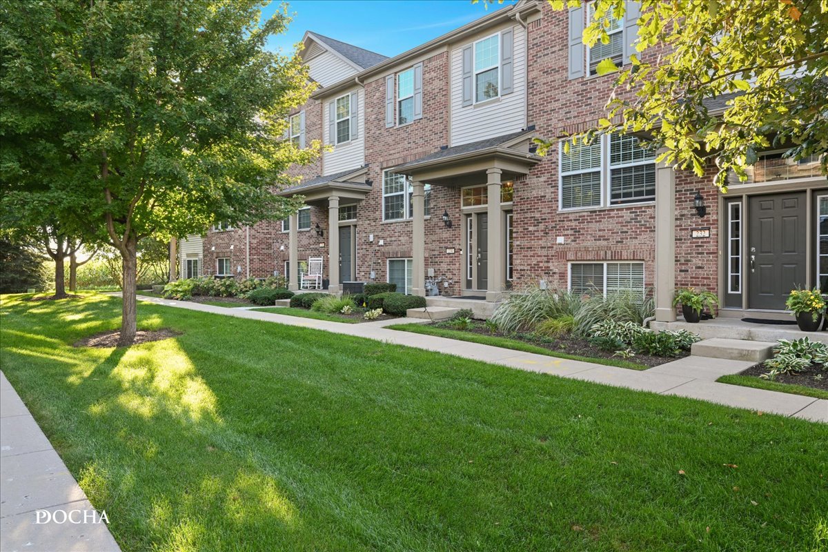 234 Devoe Drive, Oswego, IL 60543 — photo 2