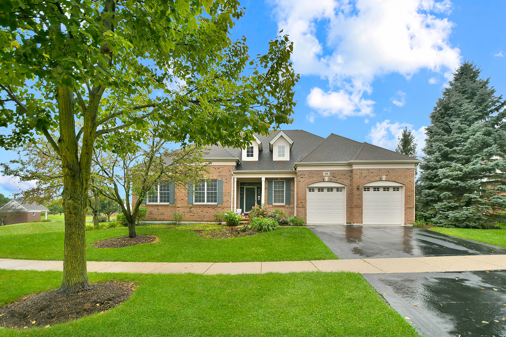 19 Eagle Ridge Drive — photo