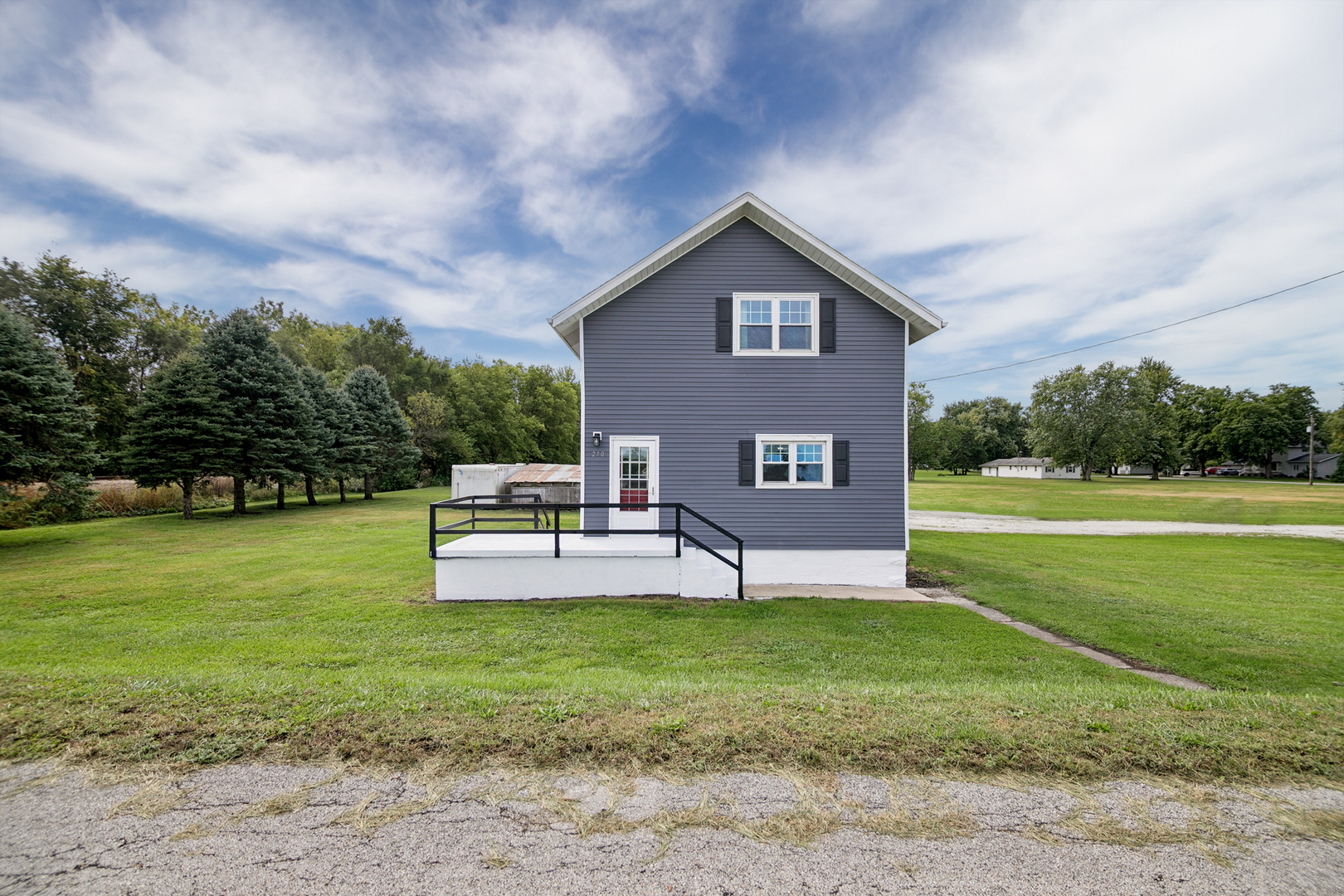 250 W Frontage Street — photo