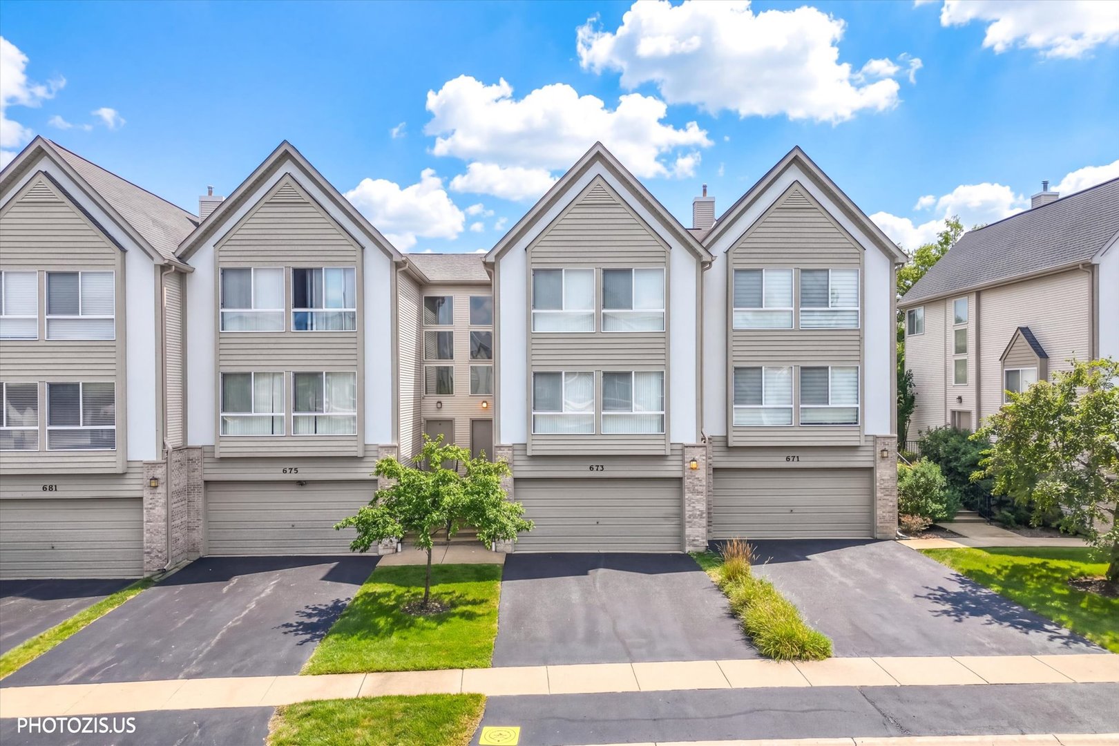 673 E Fountainview Drive 673 — photo