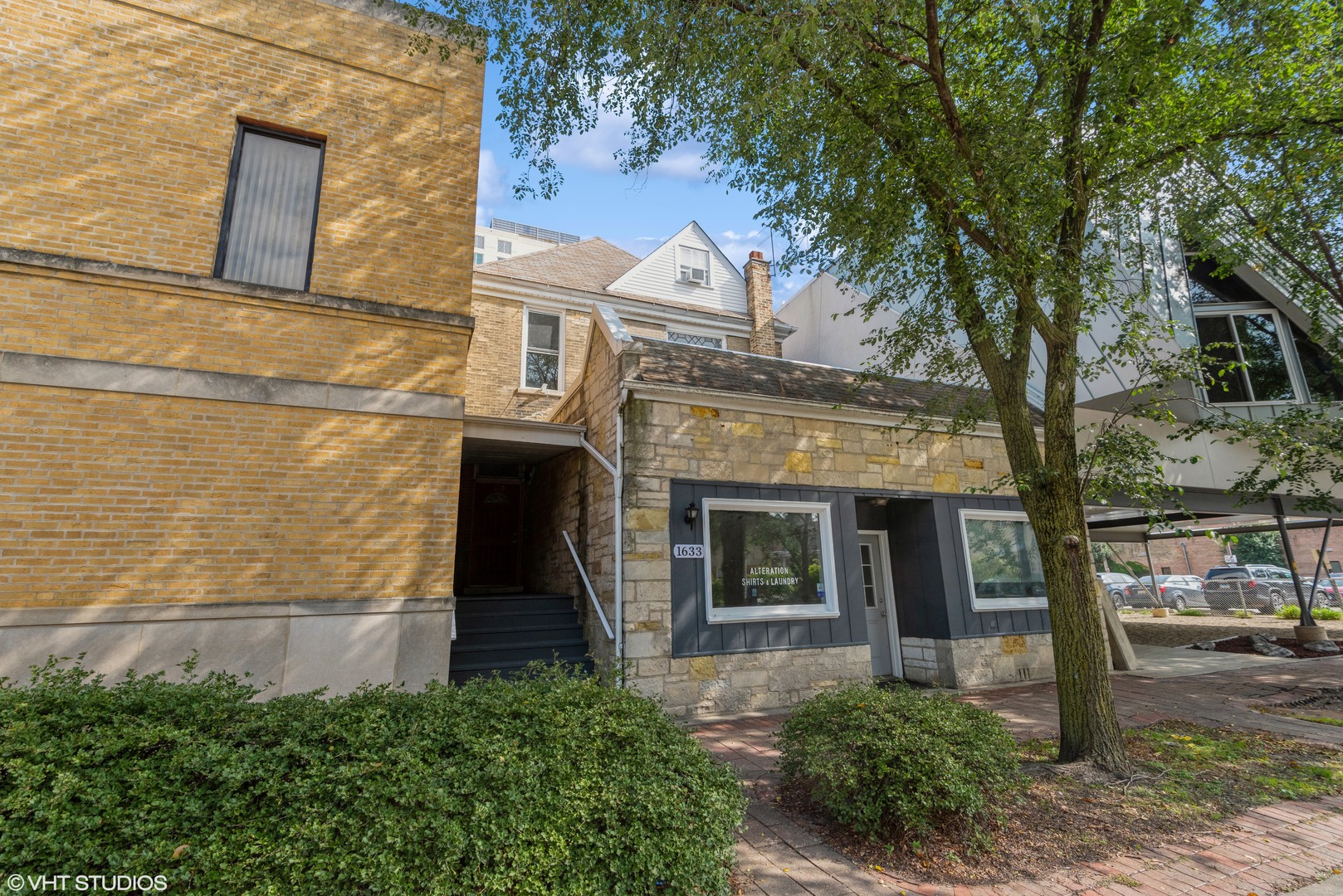 1633 Oak Avenue Unit 2 — photo