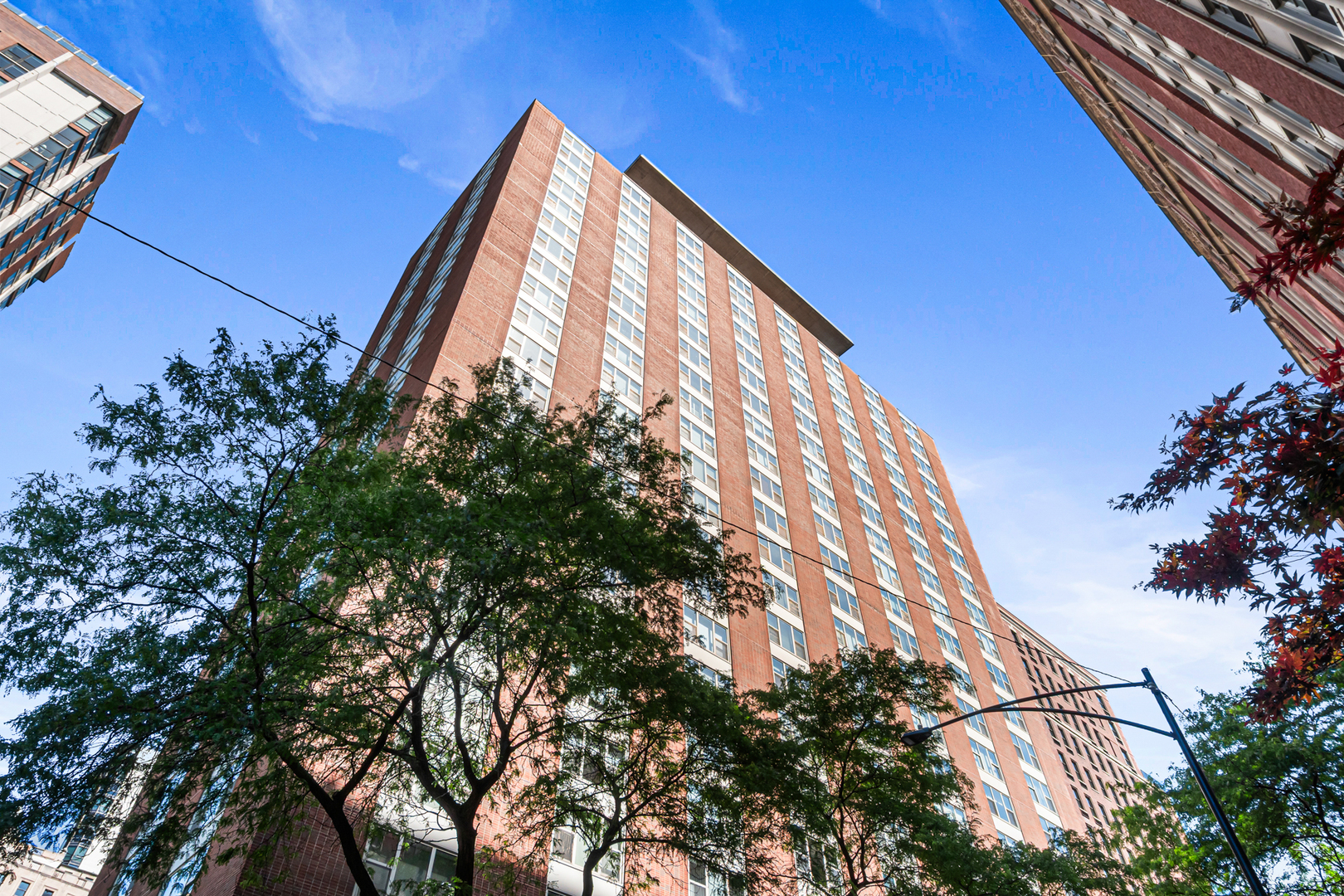 1325 N State Parkway 6D — photo