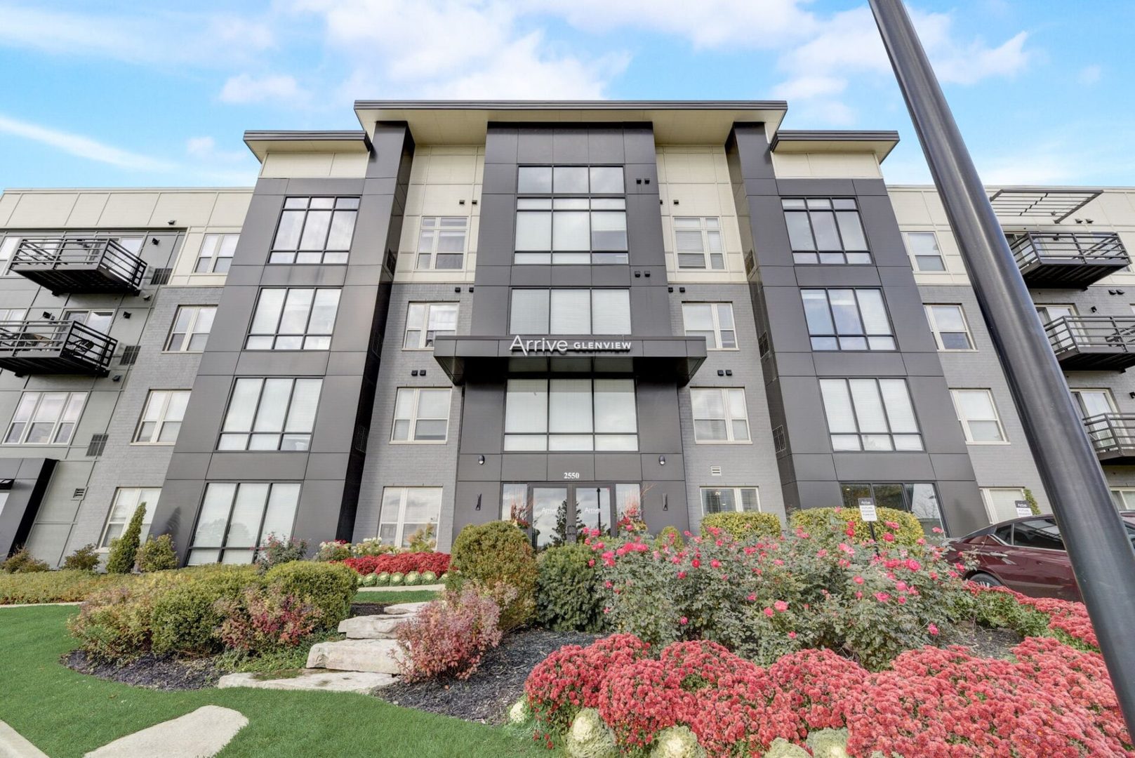 2550 Waterview Drive 108 — photo