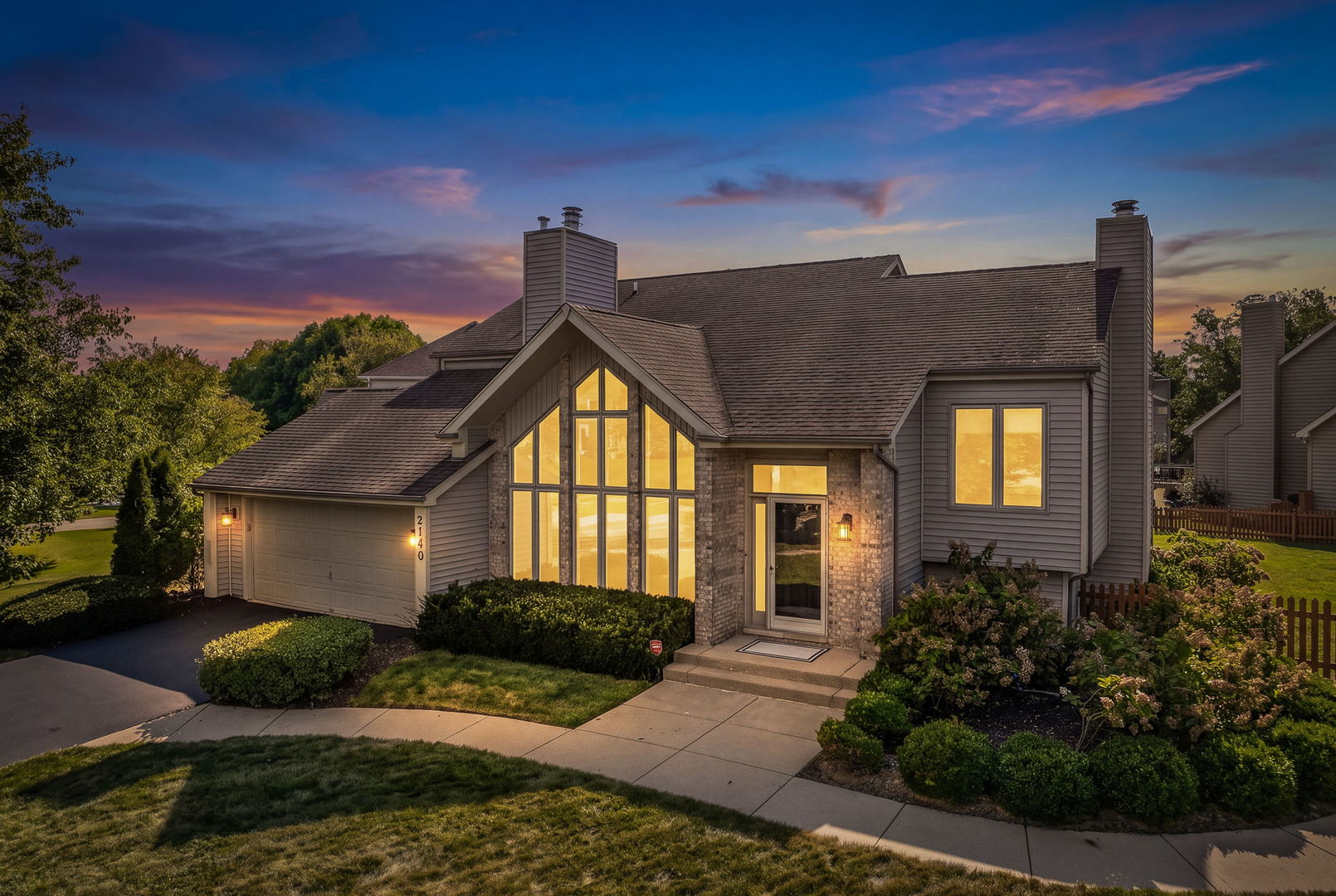 2108 Yellowstar Lane — photo