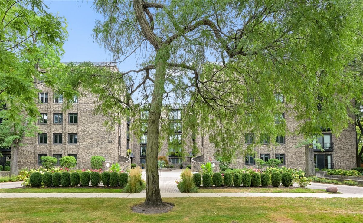 1009 Bonnie Brae Place 2B — photo