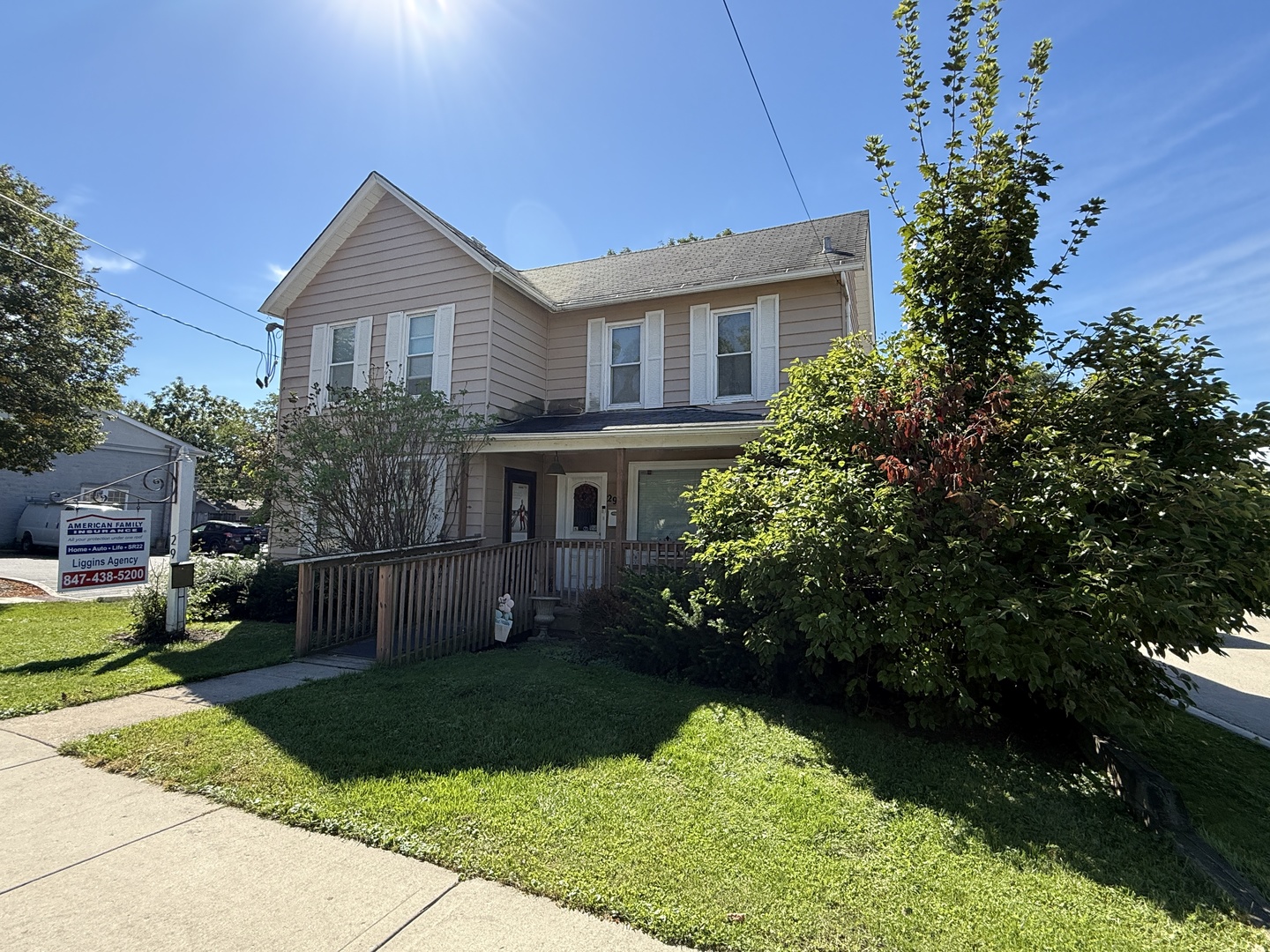 Home in Lake Zurich, IL 60047 — photo 2