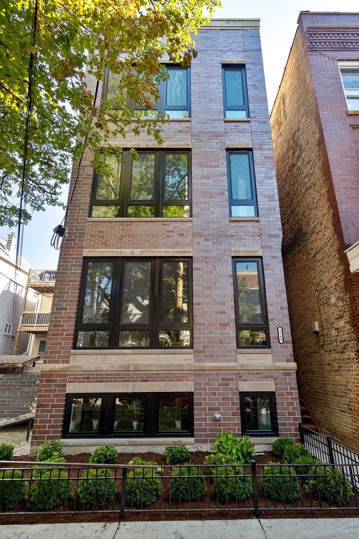 2743 N Seminary Avenue Unit 1 — photo
