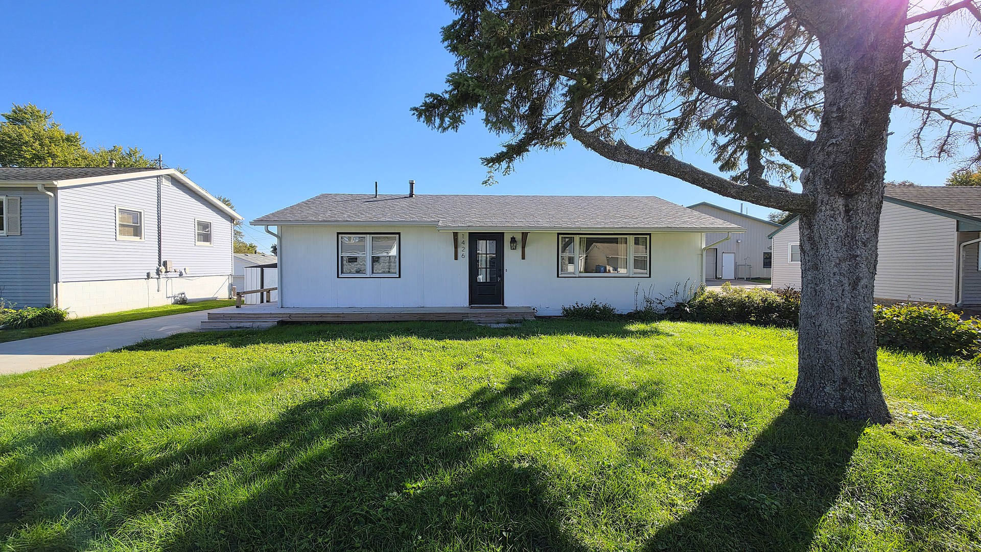 1426 Davenport Street — photo