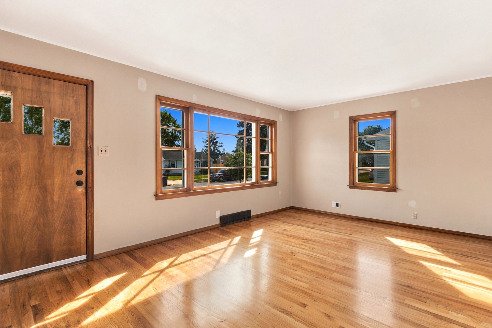 124 Riverside Drive, Montgomery, IL 60538 — photo 3