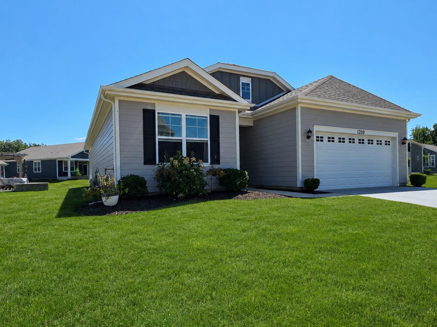 1200 Redtail Circle — photo