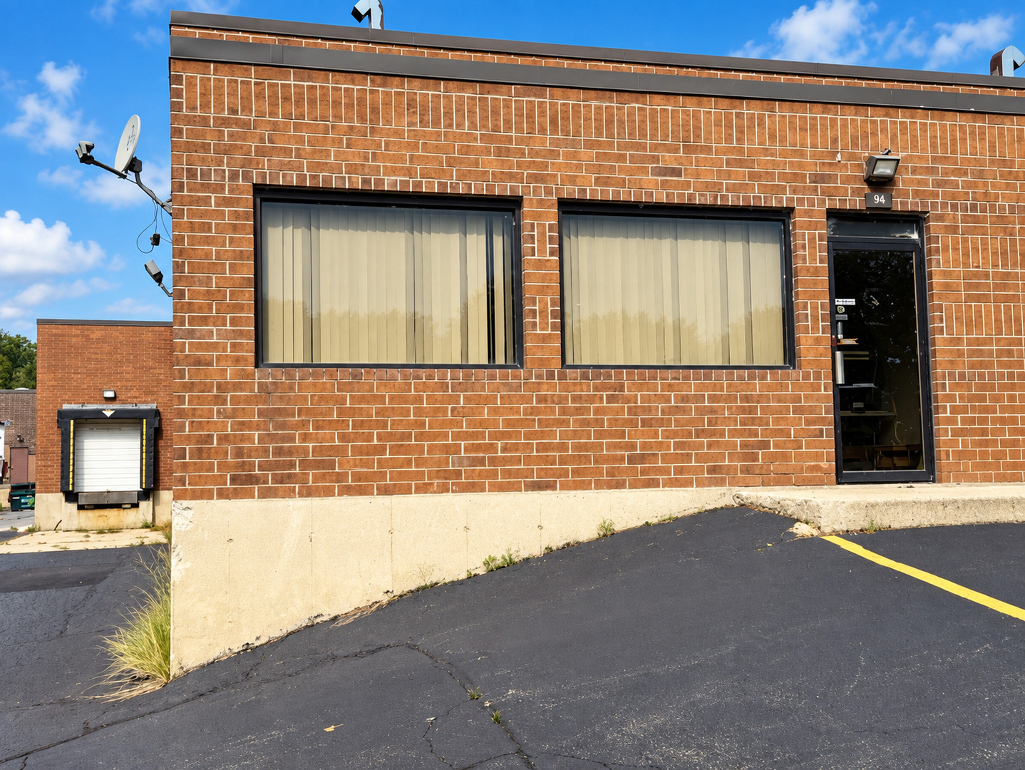 911 Armstrong Street — photo