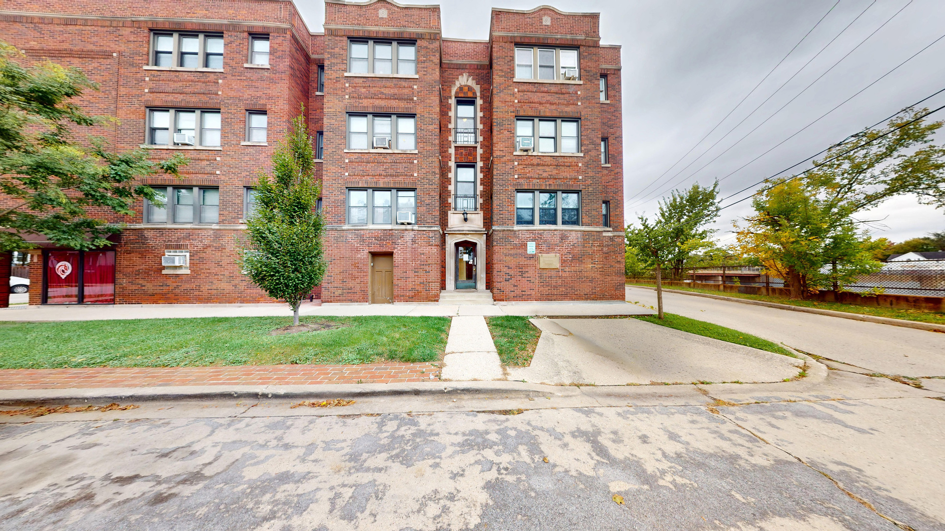 904 S Elmwood Avenue Unit 3 — photo