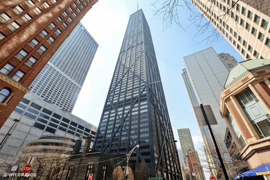 175 E Delaware Place 6401 — photo