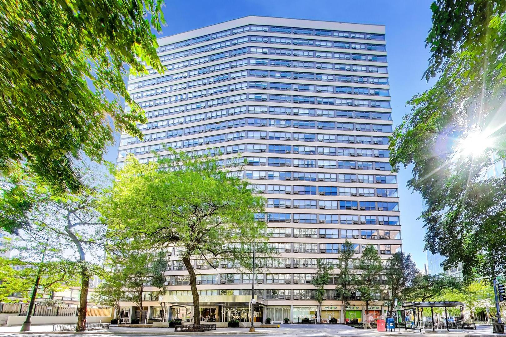 2930 N Sheridan Road Unit 1205 — photo