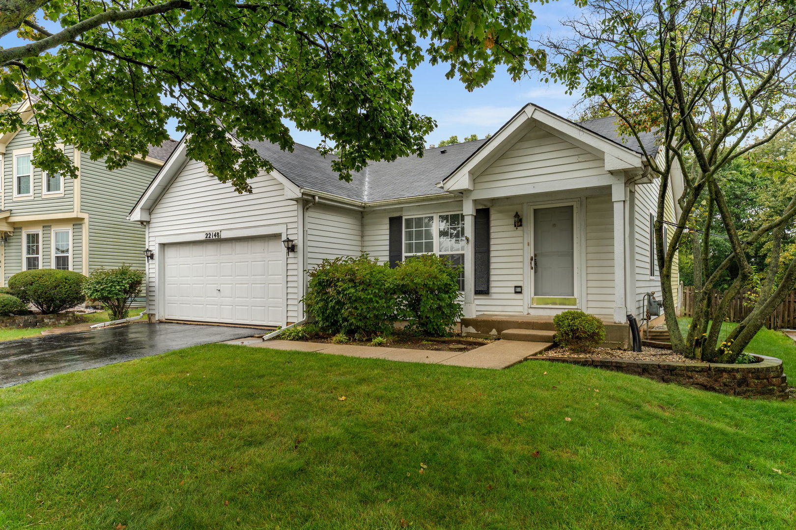 22148 W Plymouth Circle — photo
