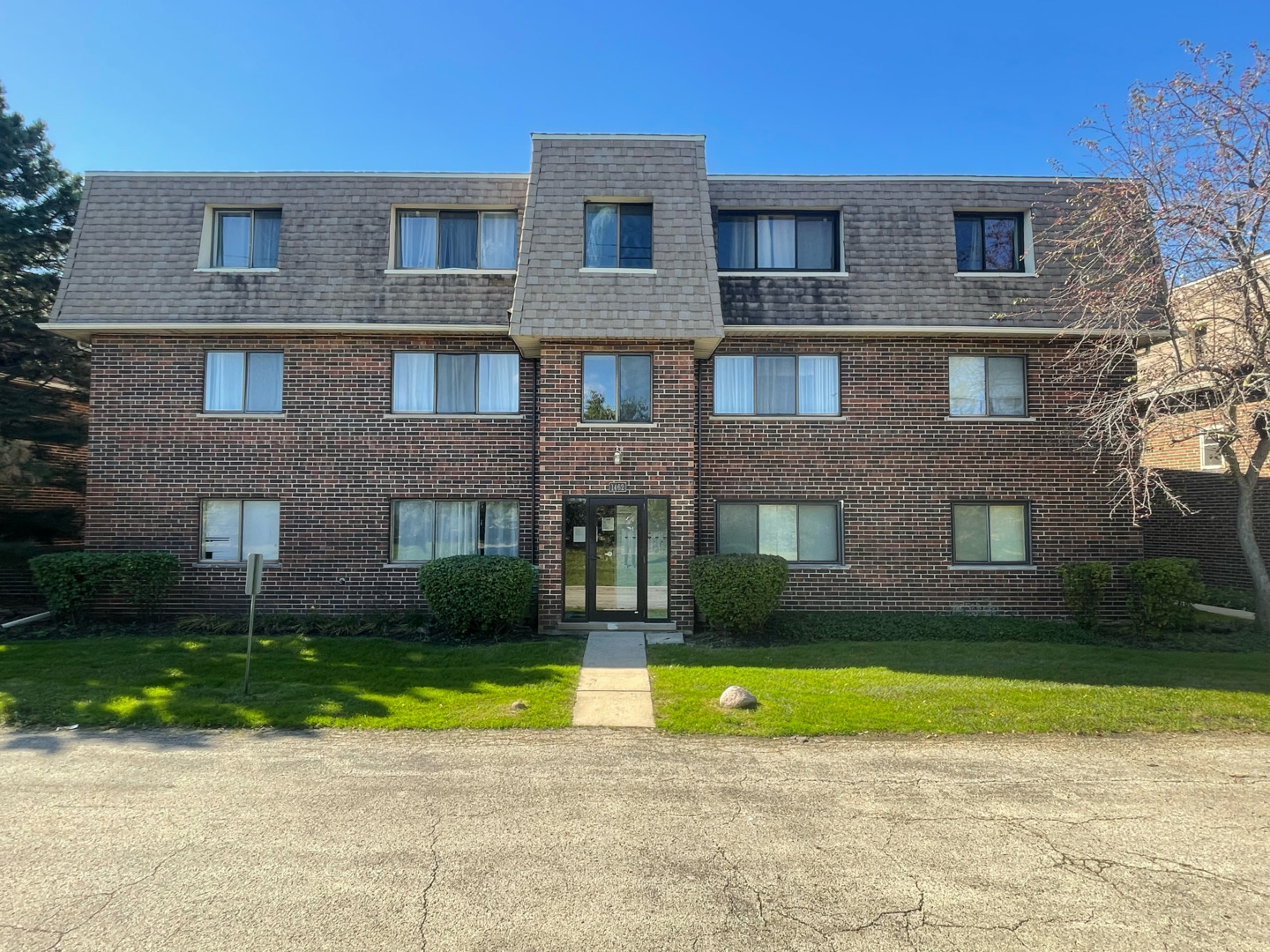 1462 Carol Court 3B — photo