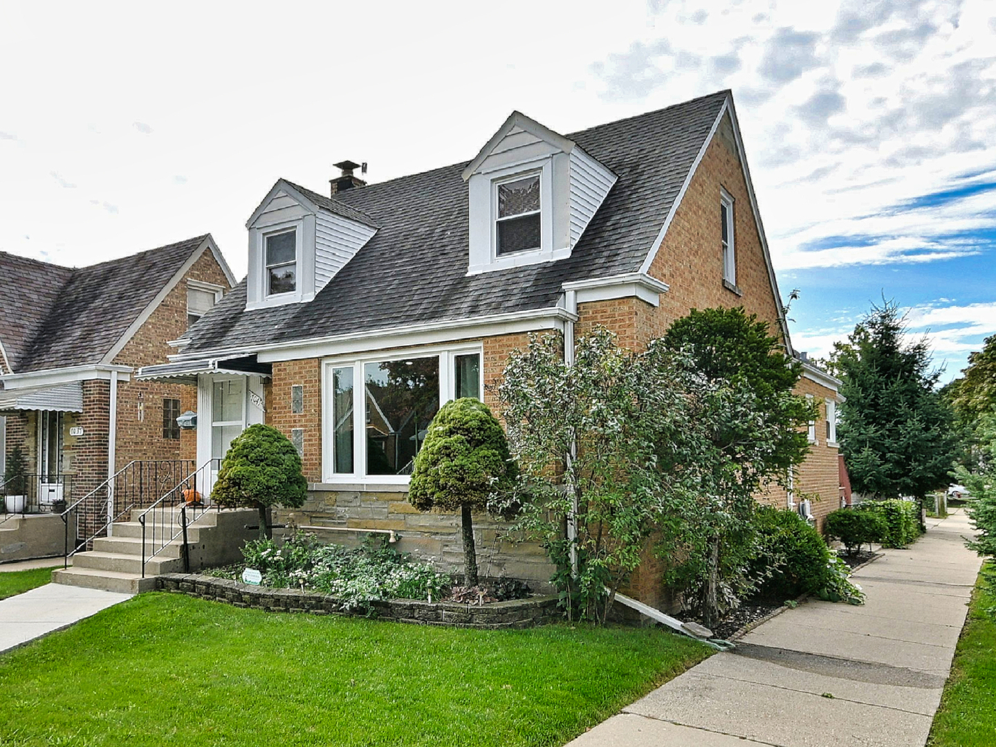 7041 W School Street — photo