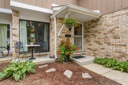1232 Reading Court — photo