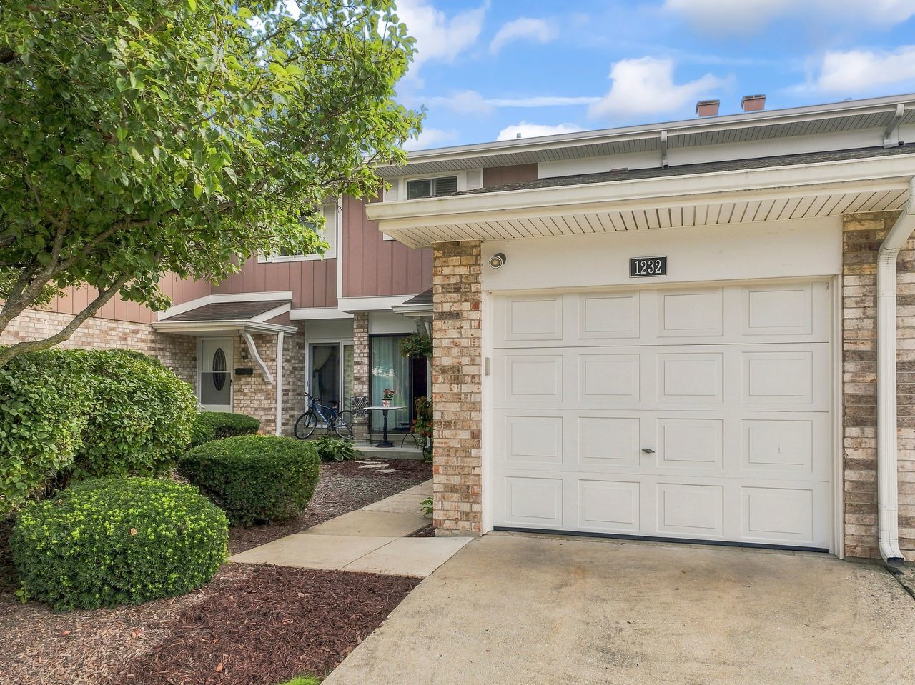 1232 Reading Court, Wheaton, IL 60189 — photo 2